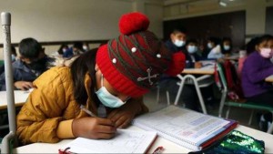 Ministerio de Educación instruye aplicar horario de invierno en el país