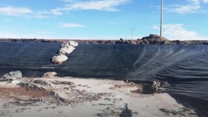 Una de las piscinas afectadas del complejo de lirio en Uyuni. Foto: YLB