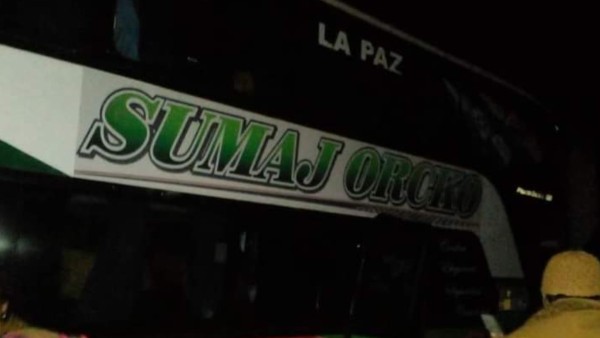 Bus de la empresa Sumaj Orcko implicado en el accidente.