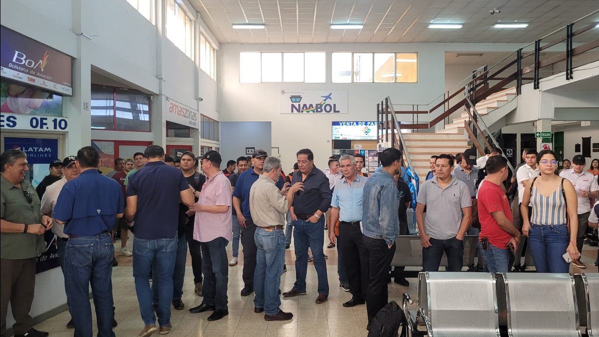 Paro del personal de aviación. Foto: RRSS
