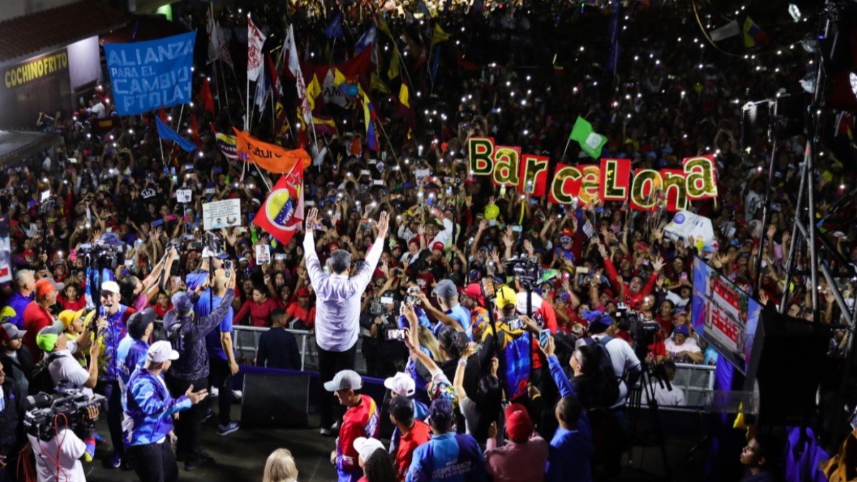 Acto electoral de Nicolás Maduro en Barcelona (Venezuela).  Foto: Presidencia de Venezuela