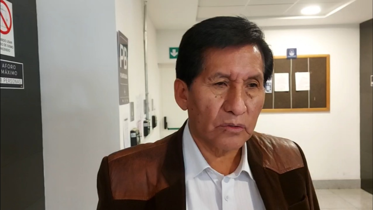 Félix Ajpi, senador del MAS. Foto: ANF