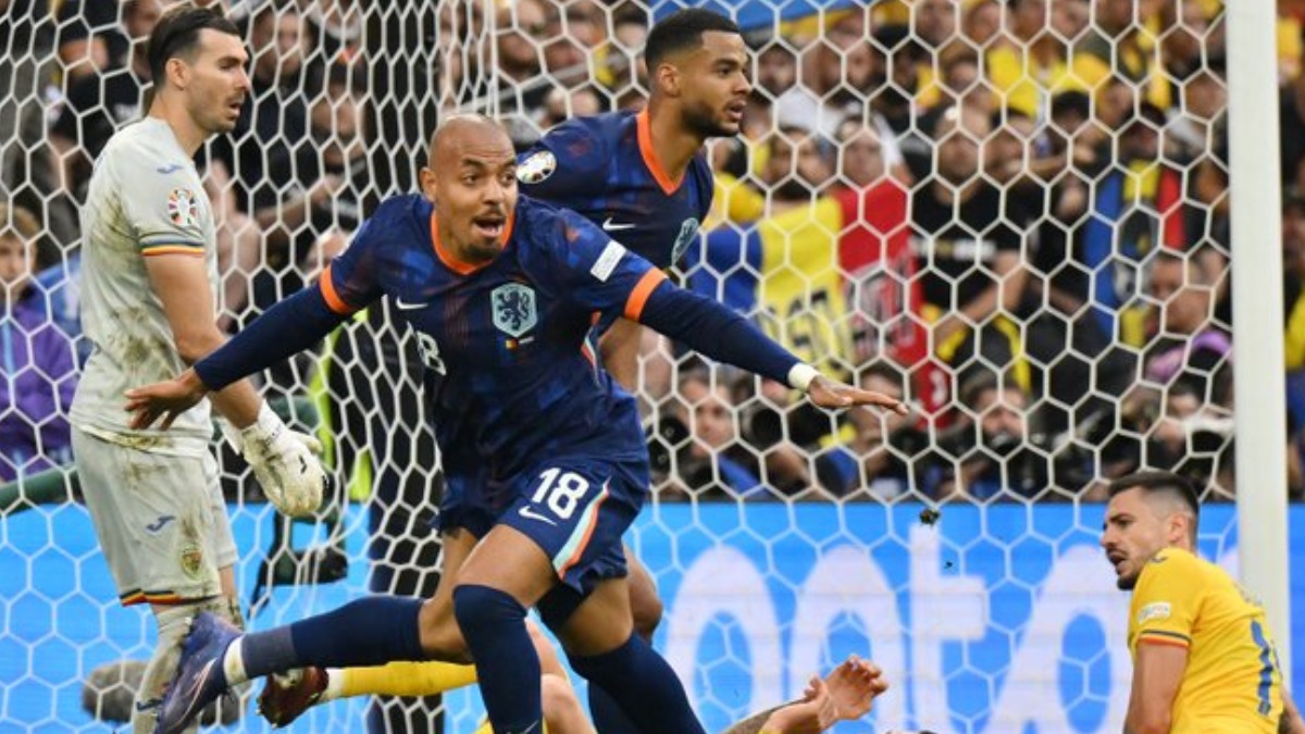 Jugadores de Países Bajos festejan uno de los goles de su selección.  Foto: @OnsOranje