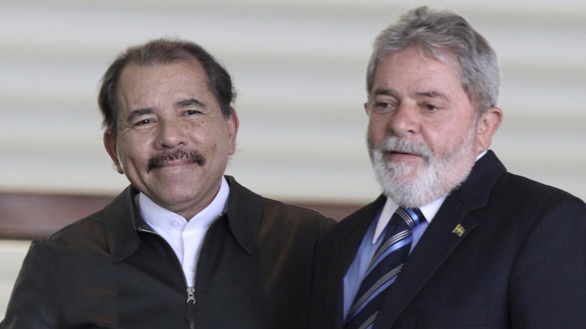 El presidente de Nicaragua, Daniel Ortega, junto a su homologo brasileño, Luiz Inácio Lula da Silva.