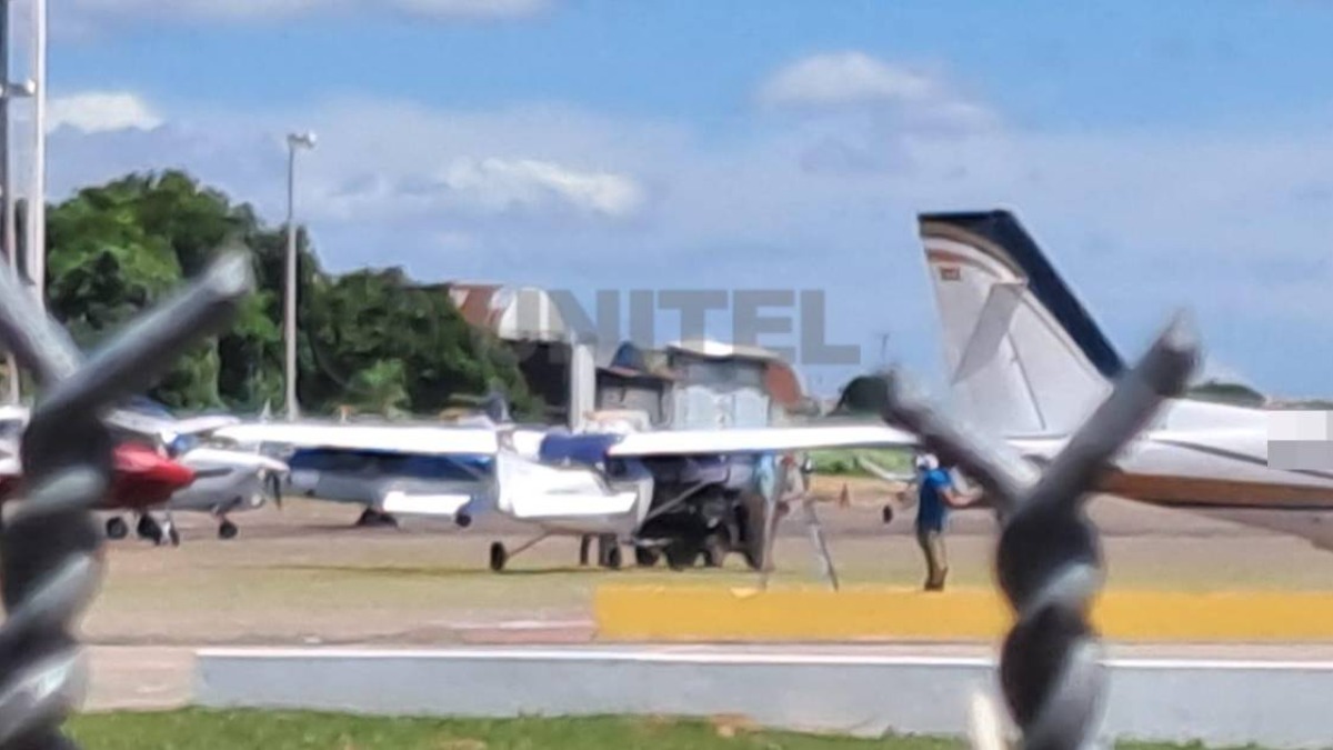 La policía allanó el hangar de El Trompillo. Foto: Unitel