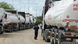 BCB ahorra dólares para pagar un crédito y por eso se frenó la importación de combustible, según Dorgathen