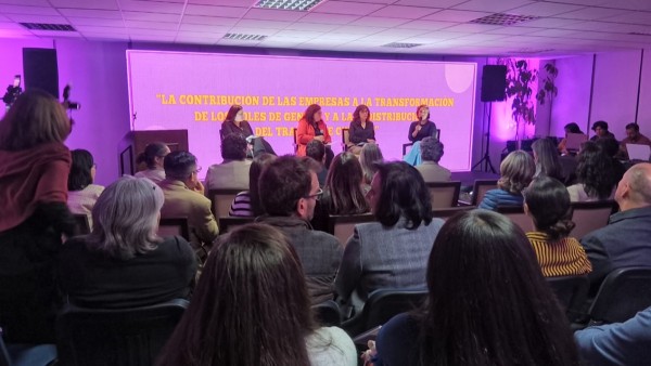 La presentación de la investigación. Foto: Pro Mujer
