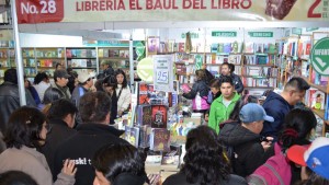 La 2ª Feria Internacional del Libro de El Alto recibió a 42.000 visitantes durante los 11 días