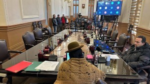 La Paz: Concejo ingresa a cuarto intermedio y choferes ahora exigen las renuncias de Chambilla y Chain