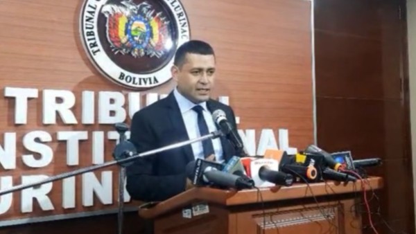 El magistrado prorrogado Yván espada. Foto: captura video radio Fides