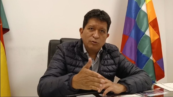 El senador evista Luis Adolfo Flores presentó el recurso de inconstitucionalidad. Foto: ANF