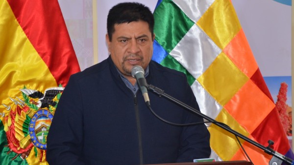 Ministro de Desarrollo Rural y Tierras, Yamil Flores.