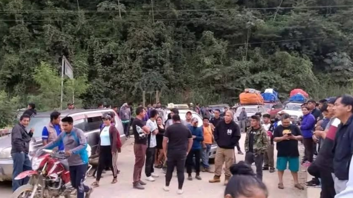 Bloqueo hacia los Yungas. Foto: Radio Corico archivo