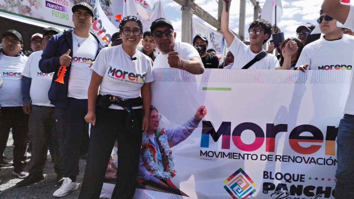 Caravana de lanzamiento de la agrupación política Morena. Foto: RRSS