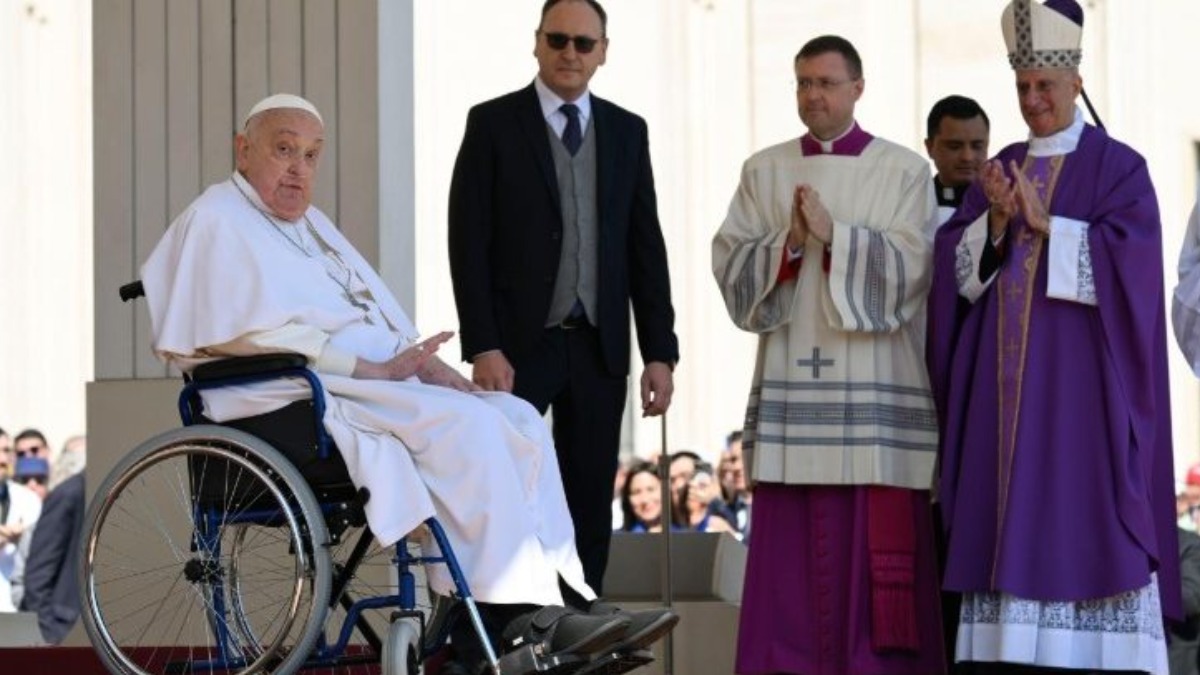 El Papa Francisco al final de la misa. Foto: Vatican Media