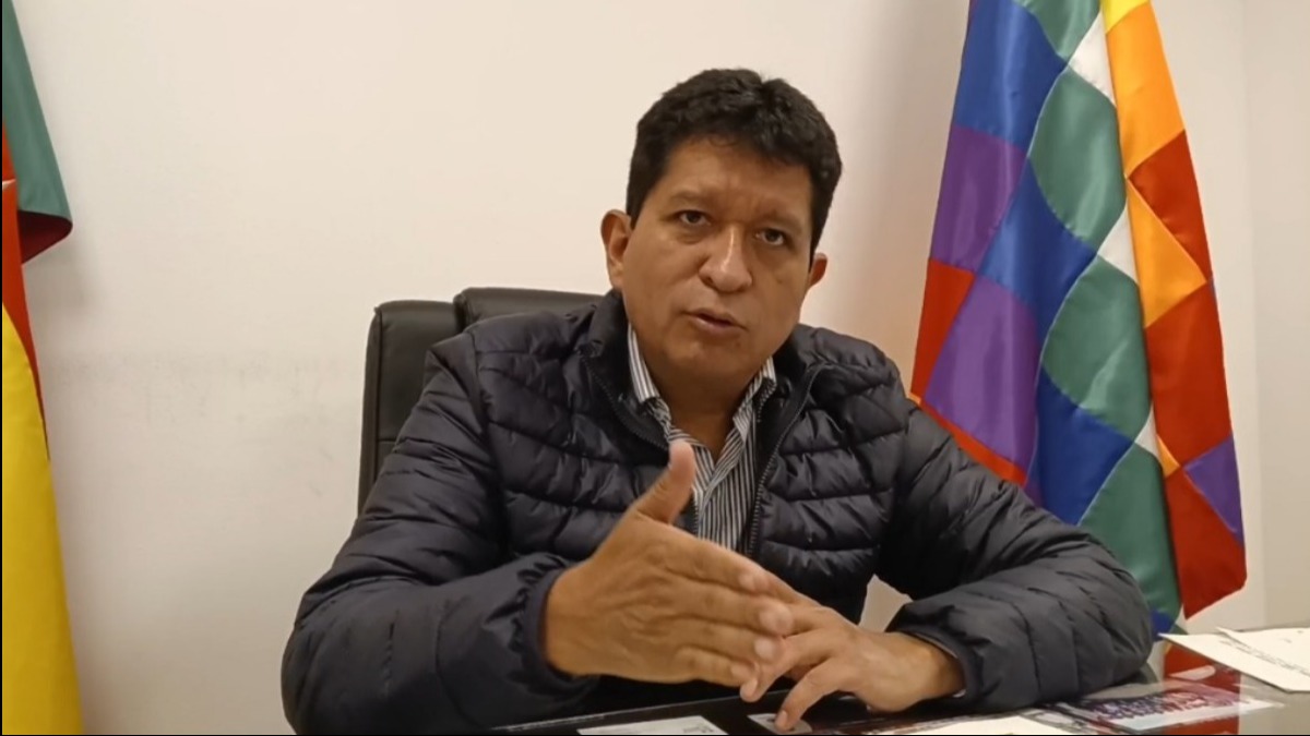 El senador evista Luis Adolfo Flores presentó el recurso de inconstitucionalidad. Foto: ANF