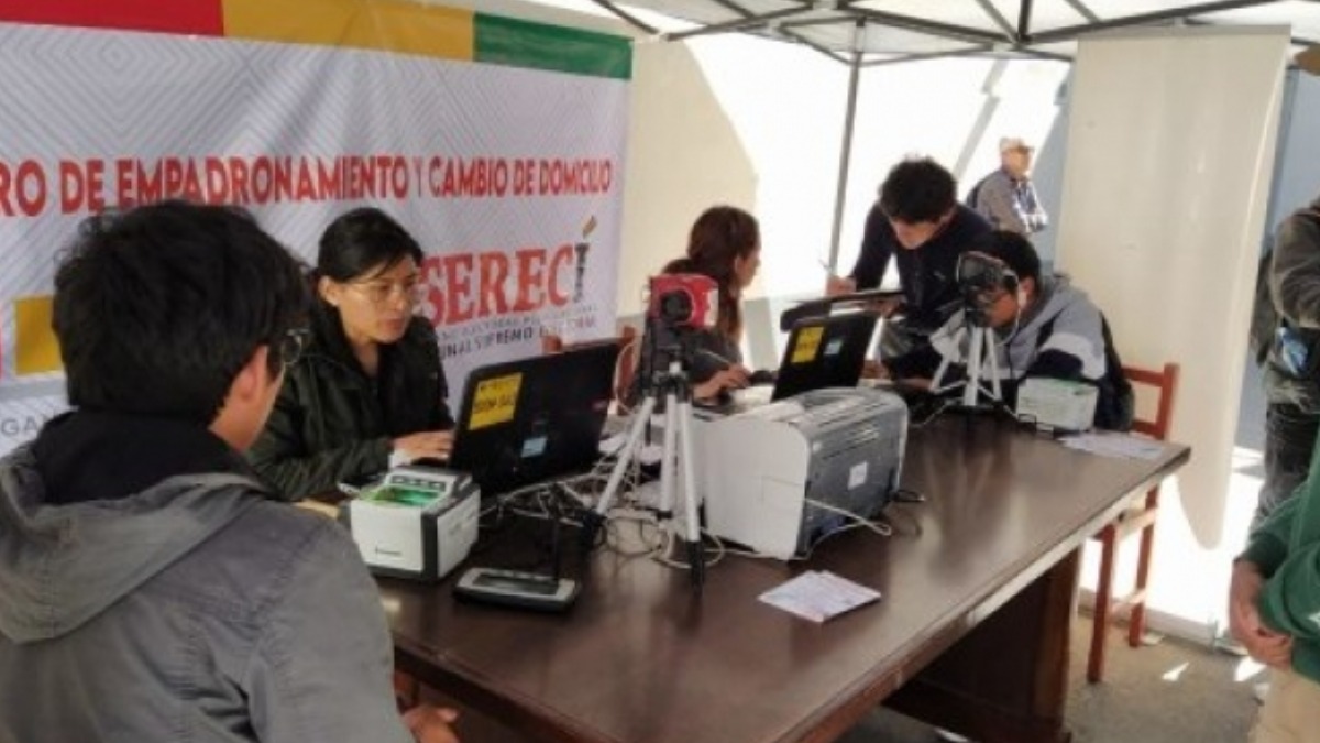 El TSE instalará puntos fijos y móviles para el empadronamiento. Foto: Internet