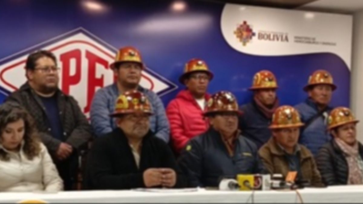 La conferencia de prensa tras el acuerdo. Foto. captura