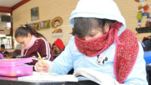 Desde el lunes, establecimientos educativos de La Paz deben aplicar el horario de invierno