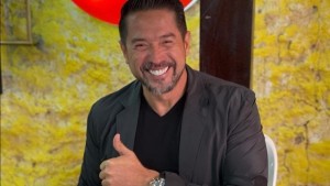 Fiscalía cita a Cronenbold por posibles vínculos con el narco 