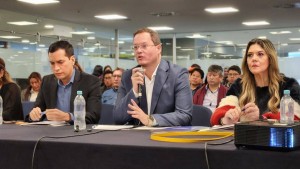 Comisión detecta que YPFB pagó $us 166,6 millones más del monto real a Botrading por venta de combustible