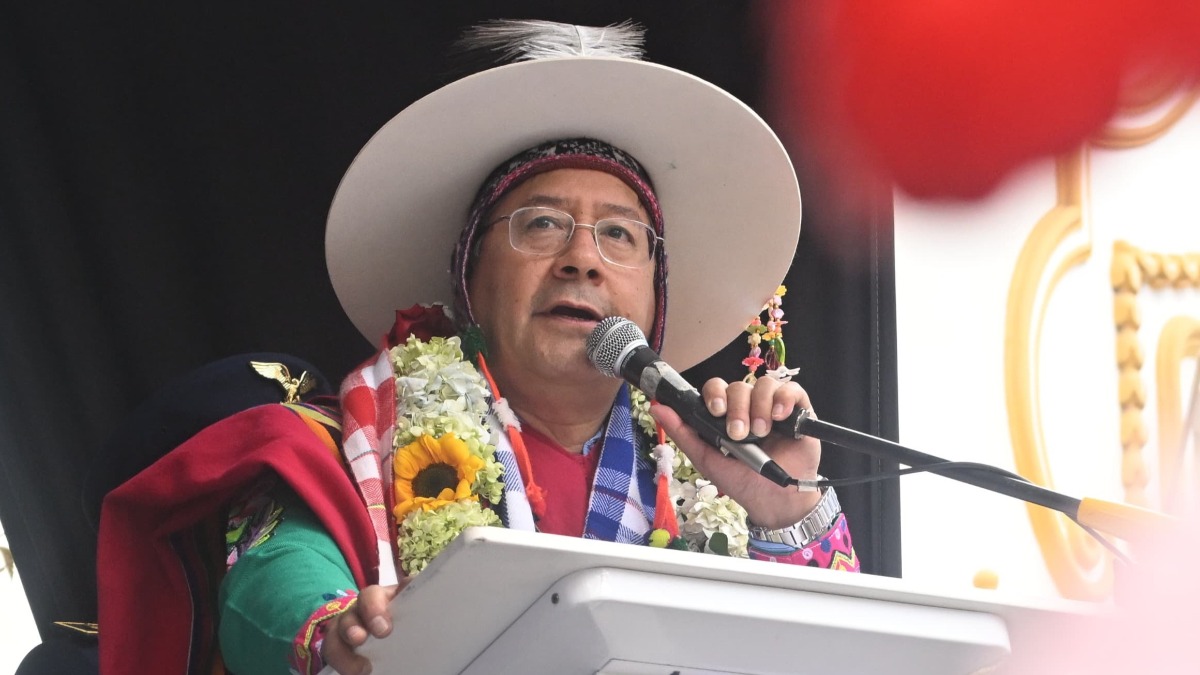Luis Arce en una de sus proclamaciones.  Foto: ABI