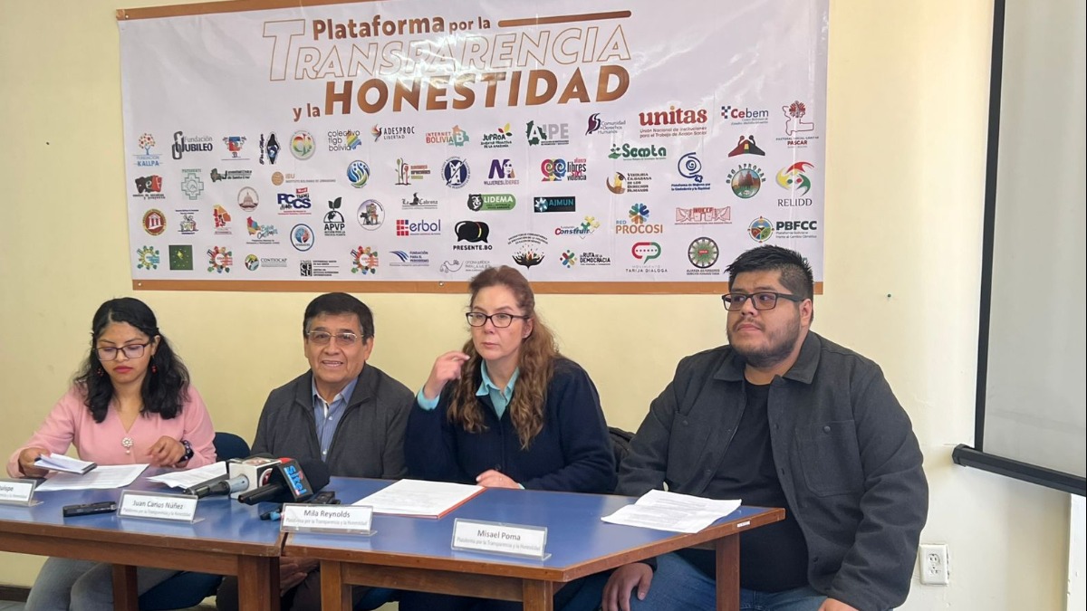 Miembros de la Plataforma.