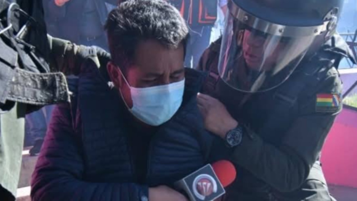 Periodista herido. Foto: Facebook Mauricio Moya