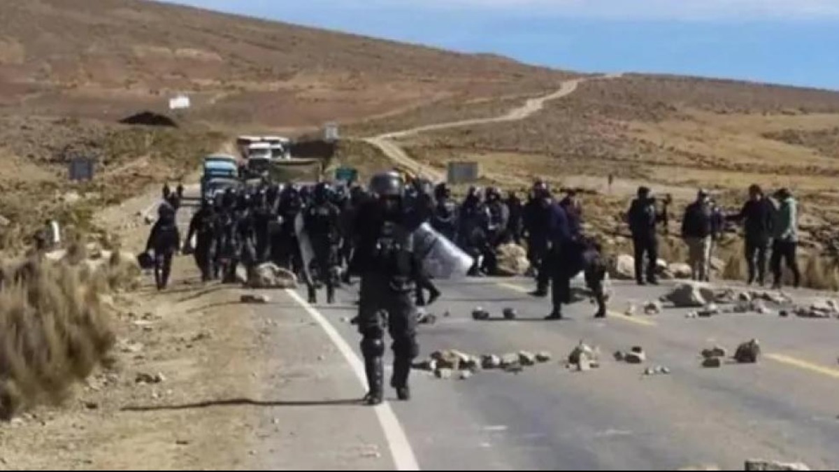 Los policías fueron emboscados por los comunarios afines a Evo Morales. Foto: Internet