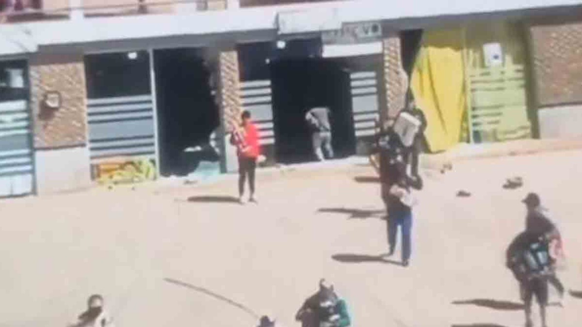 Saquearon las oficinas de la FELCV en Llallagua. Foto: Captura