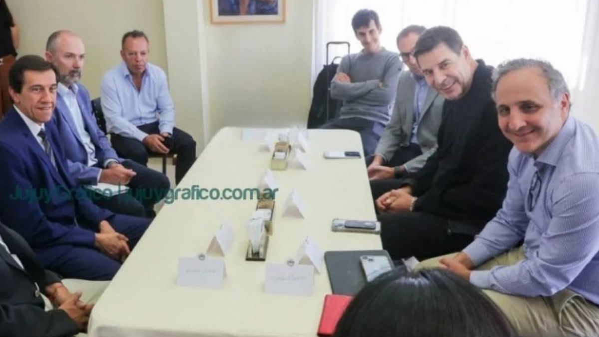El año pasado, Marcos Bulgheroni y Marcelo Claure se reunieron con el gobernador de Jujuy para analizar inversiones en esa provincia argentina. Foto: Jujuy Gráfico