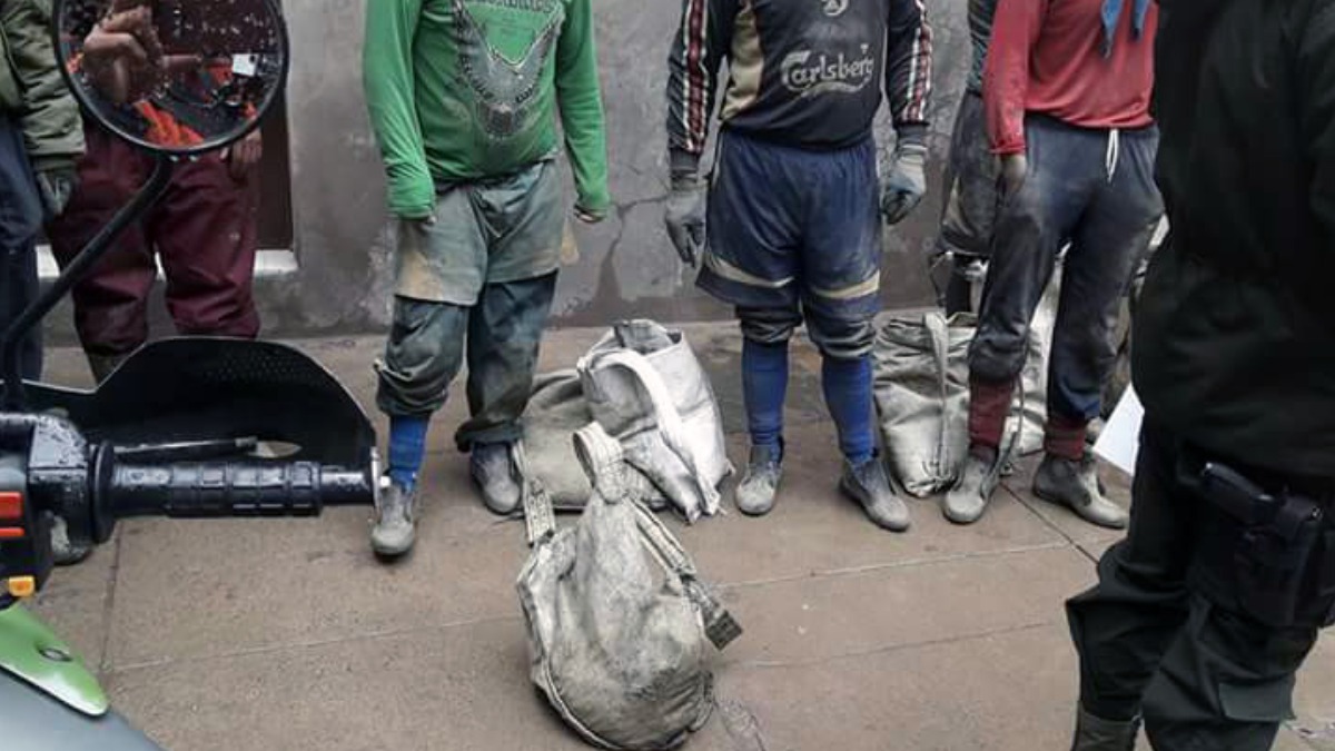 Jucus detenidos por la policía. Foto: La Patria