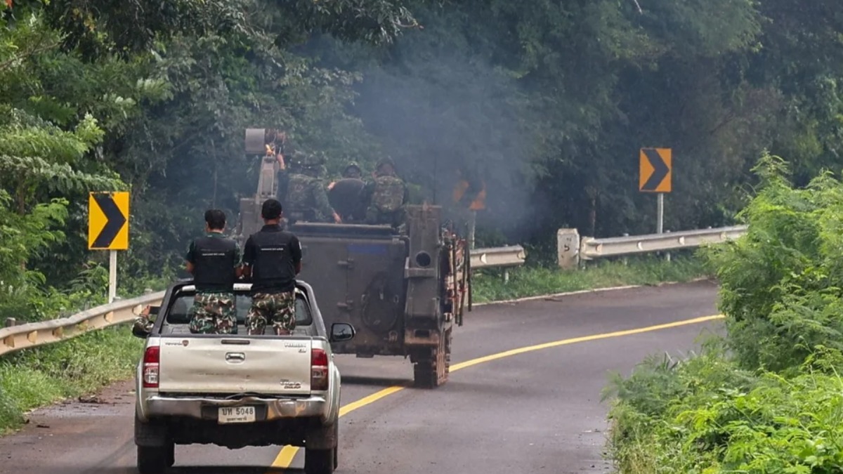 Movimientos militares en la frontera entre Camboya y Tailandia.