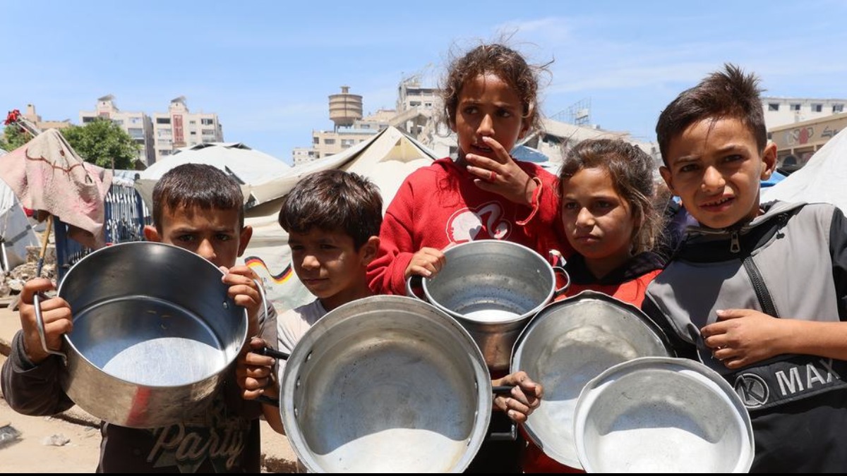 Niños de Gaza en busca de alimentos. Foto: UN News