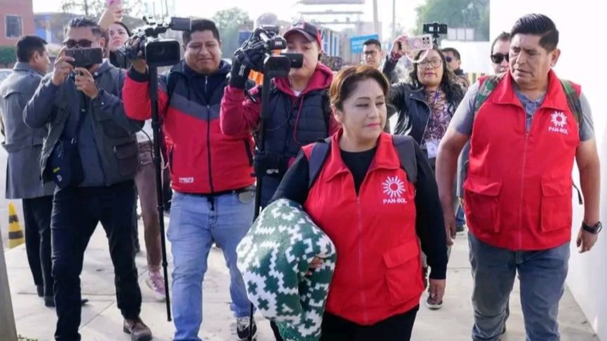 Ruth Nina esta mañana cuando se presentó a declarar. Foto: Opinión
