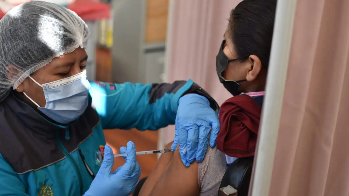 Vacunación contra el sarampión en La Paz. Foto: GAMLP