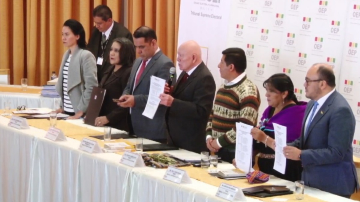 Presentación y aprobación de resultados oficiales de las elecciones generales.