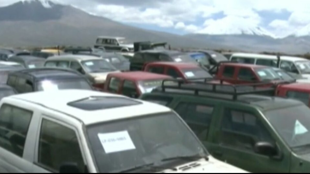 Autos indocumnetados. Foto: Red Bolivisión