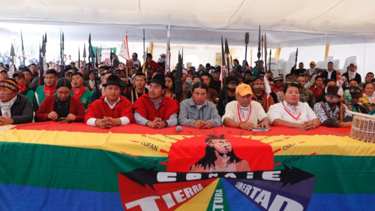 Dirigentes de la Confederación de Nacionalidades Indígenas del Ecuador (Conaie).