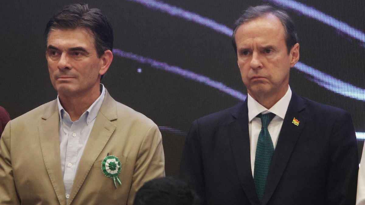 Rodrigo Paz y Jorge Tuto Quiroga en el encuentro organizado por el TSE. Foto: Internet