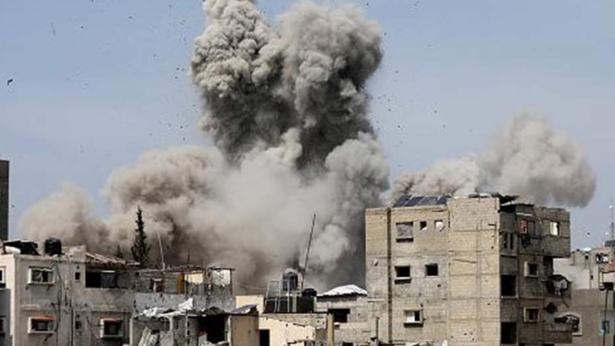 Un bombardeo israelí en la Franja de Gaza.