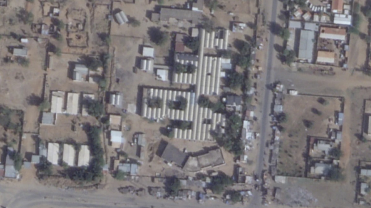 Vista aérea del hospital sudanés que fue atacado.