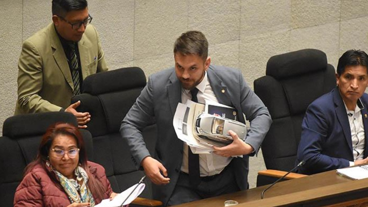 El exministro de Gobierno, Eduardo Del Castillo, fue el único censurado tras una interpelación. Foto: Internet