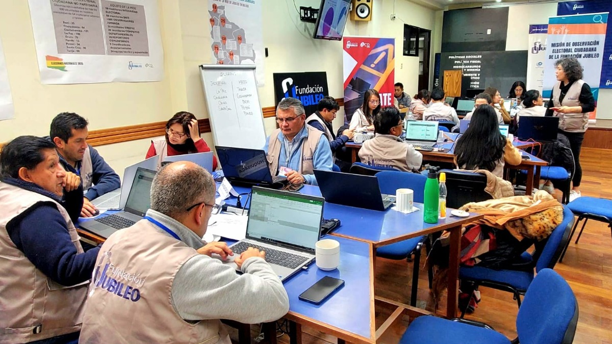 El equipo de Jubileo de La Paz el día de las elecciones. Foto: OCD
