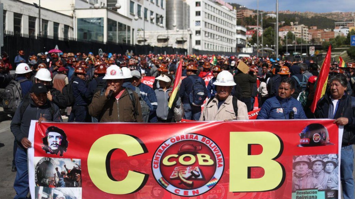La COB se moviliza desde la semana pasada contra el DS 5503. Foto: Internet