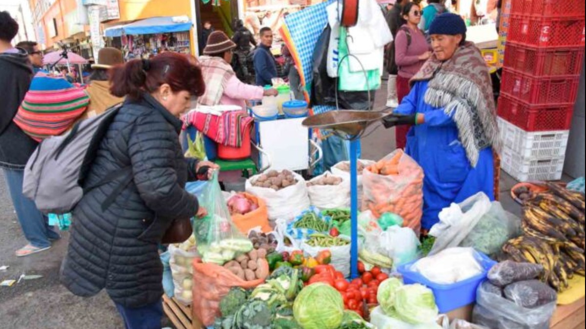 Los alimentos lideran el incremento de precios en Bolivia durante noviembre de 2025. Foto: Internet