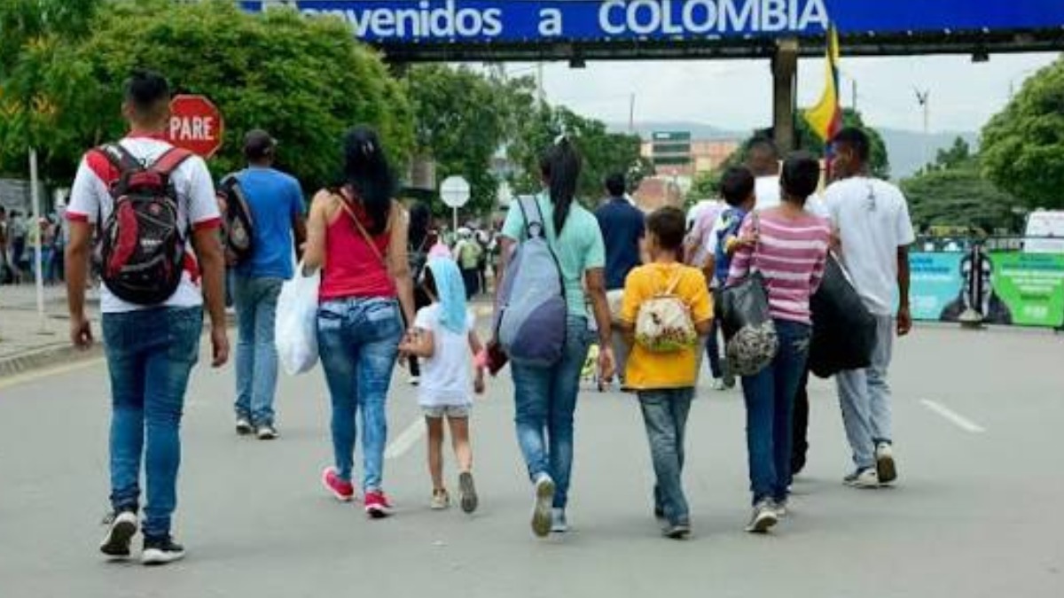 Migrantes en Ia frontera con Colombia.