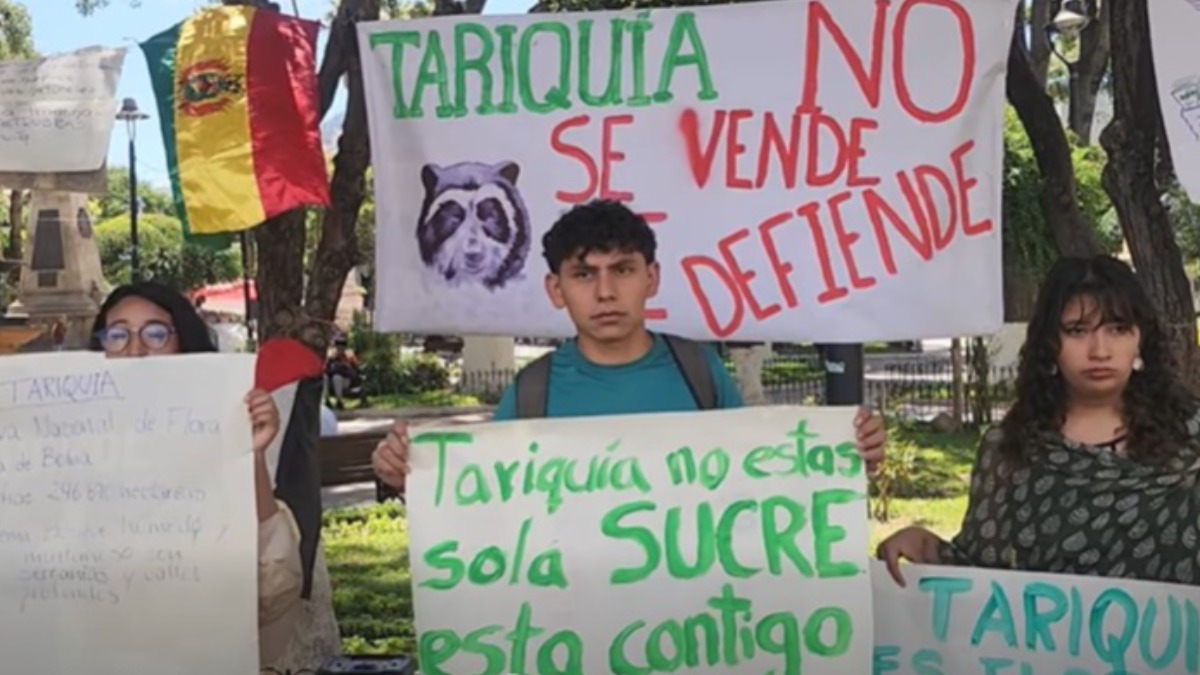 Activistas realizaron un plantón en defensa de Tariquía. Foto: Captura.