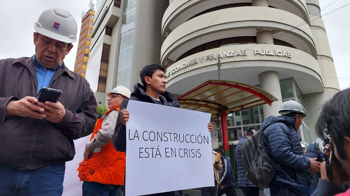 Constructores piden un decreto supremo que permita adecuar los precios a la realidad actual. Foto: ANF