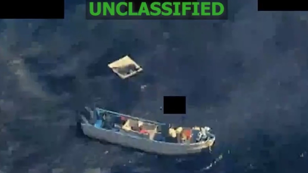 Embarcación bombardeada por Estados Unidos.